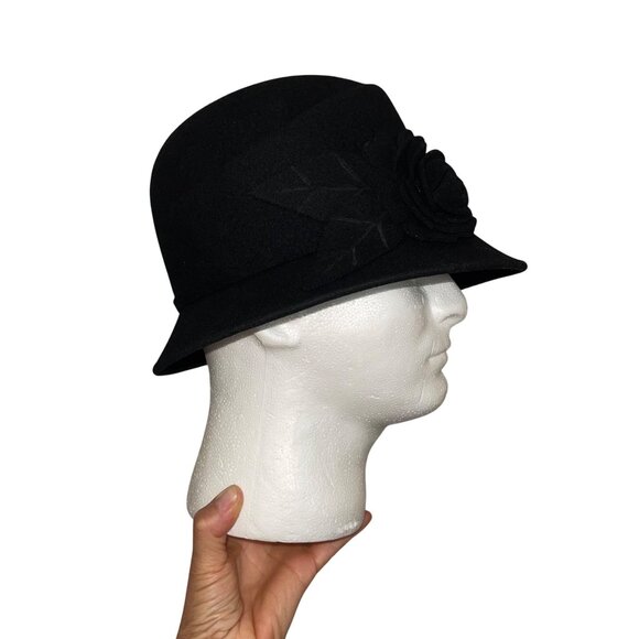 Liz Claiborne Vintage Womens Hat 22 Inch Black Flower Inside Circumference - Picture 10 of 11
